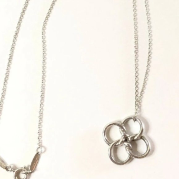 LOVELY Tiffany & Co. Sterling Silver Elsa Peretti Quadrifoglio Knot Neck… - Picture 2 of 5